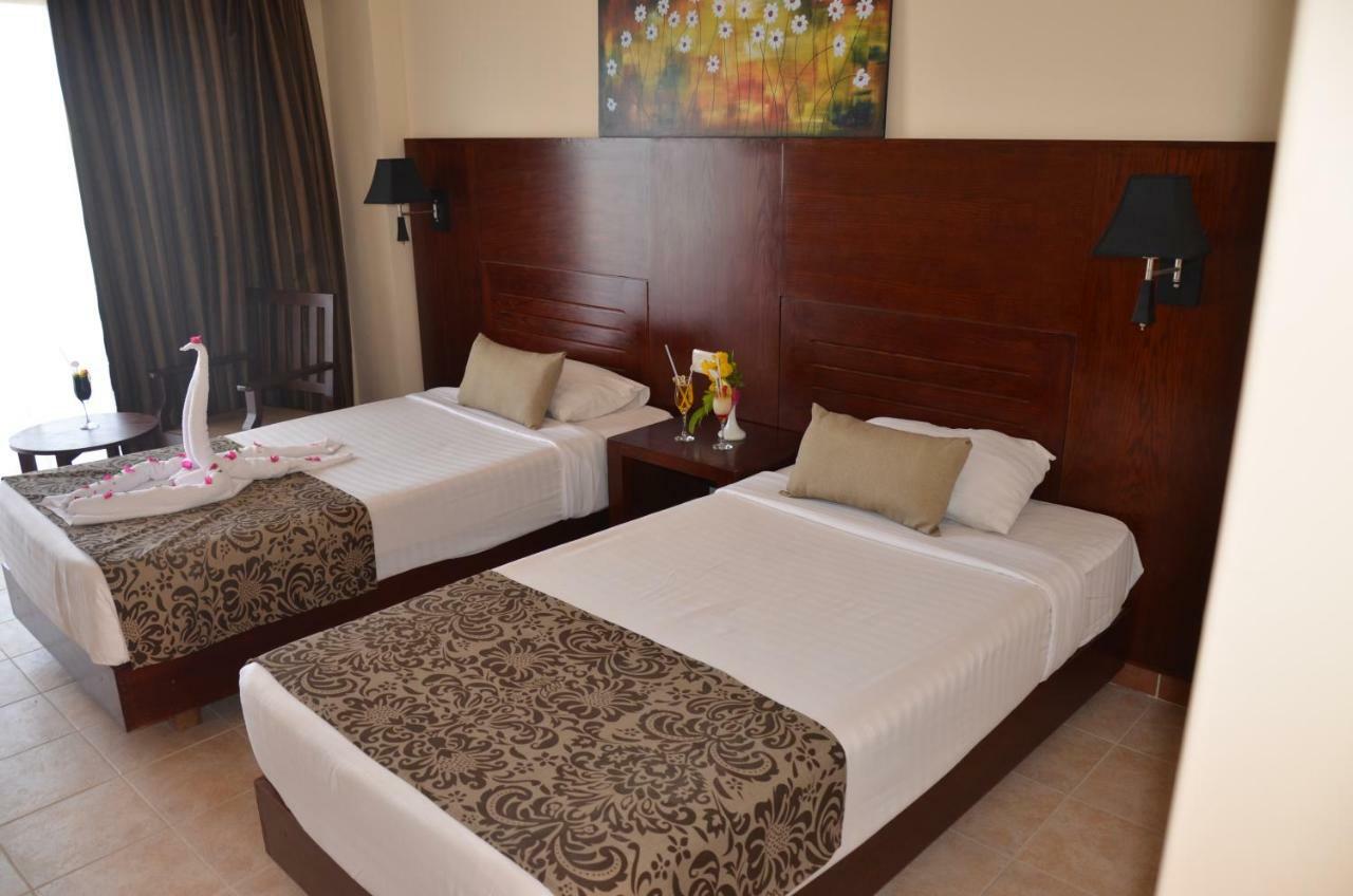 Royal Brayka Beach Resort Abu Dabab Luaran gambar